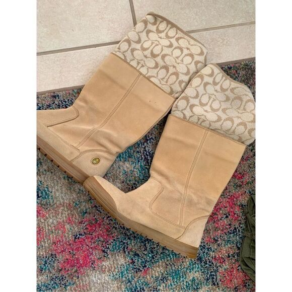 COPY - Coach Women’s Tatum Boots Tan Suede Leather Wool - Picture 7 of 13